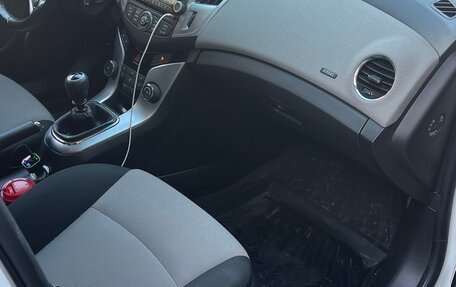 Chevrolet Cruze II, 2013 год, 650 000 рублей, 30 фотография