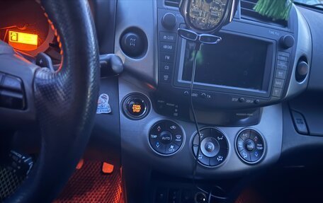 Toyota RAV4, 2011 год, 1 680 000 рублей, 4 фотография