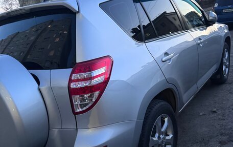 Toyota RAV4, 2011 год, 1 680 000 рублей, 5 фотография