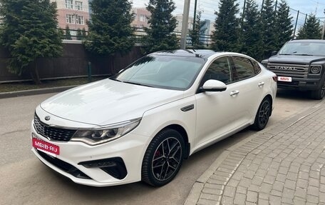 KIA Optima IV, 2018 год, 2 100 000 рублей, 3 фотография