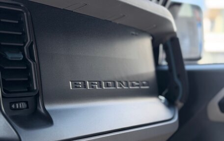 Ford Bronco, 2022 год, 7 800 000 рублей, 19 фотография