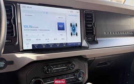 Ford Bronco, 2022 год, 7 800 000 рублей, 18 фотография