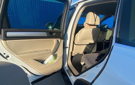 Volkswagen Touareg III, 2012 год, 1 440 000 рублей, 7 фотография