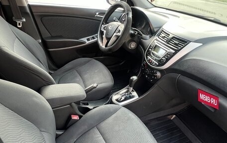 Hyundai Solaris II рестайлинг, 2012 год, 560 000 рублей, 13 фотография