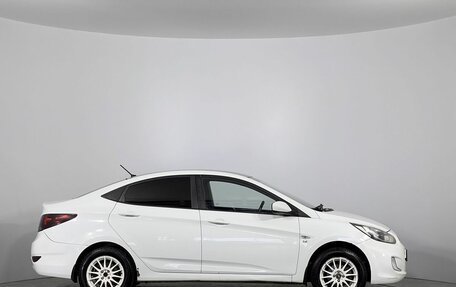 Hyundai Solaris II рестайлинг, 2012 год, 650 000 рублей, 4 фотография
