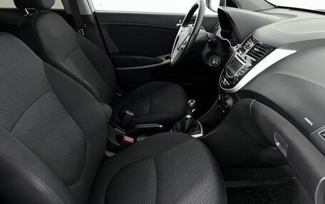 Hyundai Solaris II рестайлинг, 2012 год, 650 000 рублей, 12 фотография