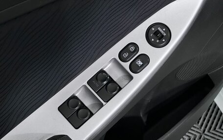 Hyundai Solaris II рестайлинг, 2012 год, 650 000 рублей, 16 фотография