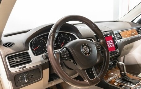 Volkswagen Touareg III, 2013 год, 2 390 000 рублей, 5 фотография