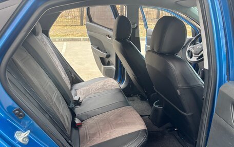 Hyundai Solaris II рестайлинг, 2017 год, 999 000 рублей, 23 фотография