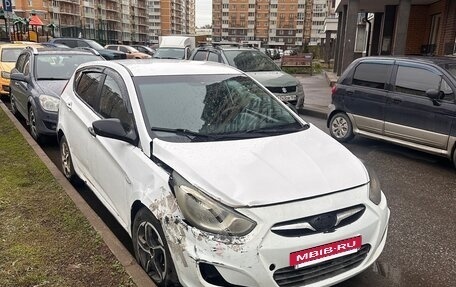 Hyundai Solaris II рестайлинг, 2014 год, 330 000 рублей, 4 фотография