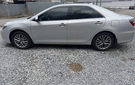 Toyota Camry, 2018 год, 2 200 000 рублей, 3 фотография