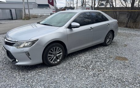 Toyota Camry, 2018 год, 2 200 000 рублей, 2 фотография
