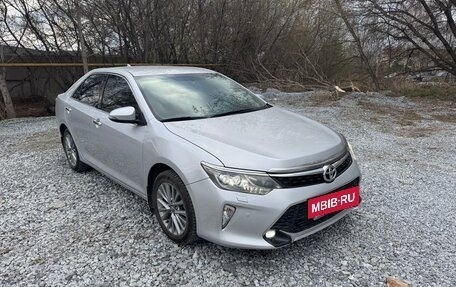 Toyota Camry, 2018 год, 2 200 000 рублей, 7 фотография