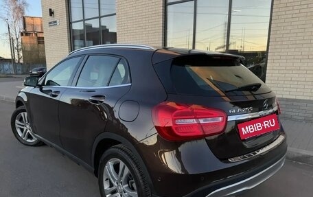 Mercedes-Benz GLA, 2015 год, 2 490 000 рублей, 14 фотография