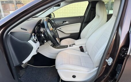 Mercedes-Benz GLA, 2015 год, 2 490 000 рублей, 20 фотография