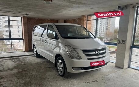 Hyundai Grand Starex Grand Starex I рестайлинг 2, 2014 год, 2 090 000 рублей, 7 фотография