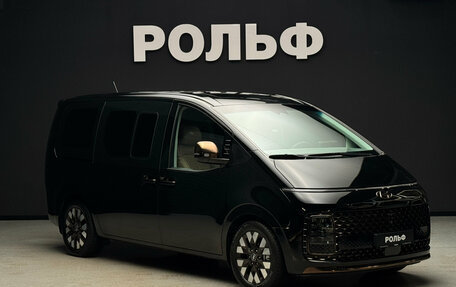 Hyundai Staria, 2023 год, 7 700 000 рублей, 1 фотография