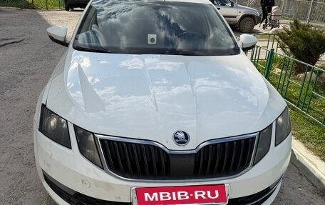 Skoda Octavia, 2018 год, 950 000 рублей, 1 фотография