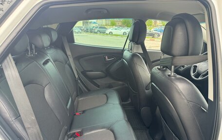 Hyundai ix35 I рестайлинг, 2015 год, 1 550 000 рублей, 11 фотография