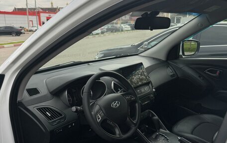 Hyundai ix35 I рестайлинг, 2015 год, 1 550 000 рублей, 10 фотография