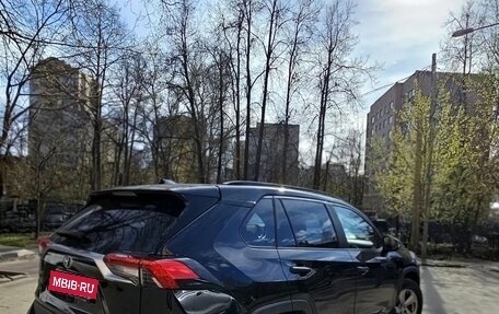 Toyota RAV4, 2019 год, 2 750 000 рублей, 3 фотография