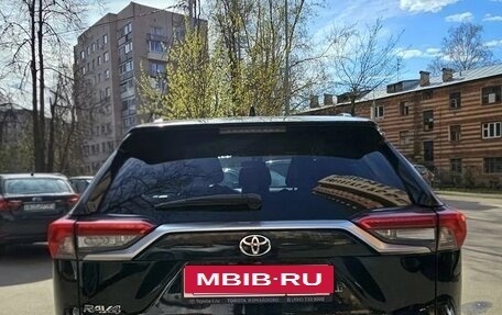 Toyota RAV4, 2019 год, 2 750 000 рублей, 4 фотография