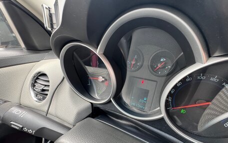 Chevrolet Cruze II, 2013 год, 870 000 рублей, 9 фотография