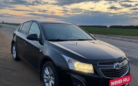 Chevrolet Cruze II, 2013 год, 870 000 рублей, 15 фотография