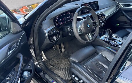 BMW 5 серия, 2019 год, 4 950 000 рублей, 28 фотография