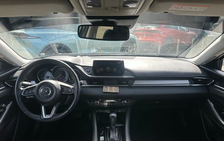 Mazda 6, 2020 год, 2 200 000 рублей, 11 фотография