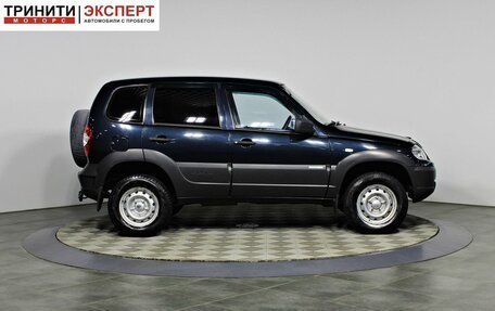 Chevrolet Niva I рестайлинг, 2015 год, 587 000 рублей, 4 фотография