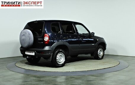 Chevrolet Niva I рестайлинг, 2015 год, 587 000 рублей, 5 фотография