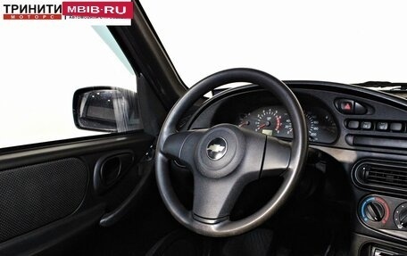 Chevrolet Niva I рестайлинг, 2015 год, 587 000 рублей, 12 фотография