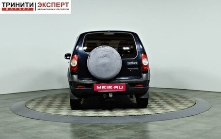 Chevrolet Niva I рестайлинг, 2015 год, 587 000 рублей, 6 фотография