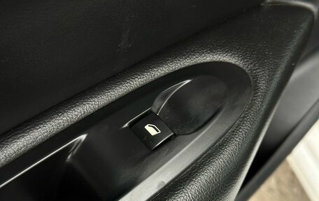 Citroen C4 II рестайлинг, 2015 год, 729 000 рублей, 22 фотография