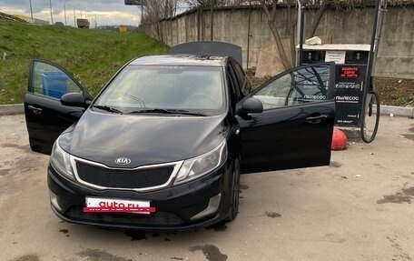 KIA Rio III рестайлинг, 2013 год, 560 000 рублей, 4 фотография