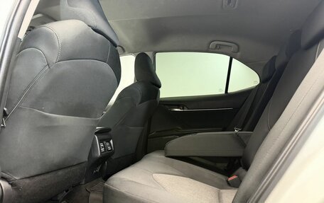 Toyota Camry, 2021 год, 2 398 000 рублей, 10 фотография