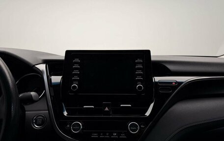 Toyota Camry, 2021 год, 2 398 000 рублей, 13 фотография