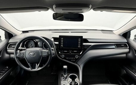 Toyota Camry, 2021 год, 2 398 000 рублей, 19 фотография