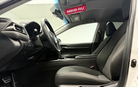 Toyota Camry, 2021 год, 2 398 000 рублей, 9 фотография