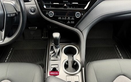 Toyota Camry, 2021 год, 2 398 000 рублей, 14 фотография