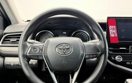 Toyota Camry, 2021 год, 2 398 000 рублей, 15 фотография