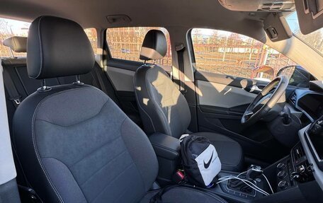 Volkswagen Taos, 2021 год, 1 700 000 рублей, 10 фотография