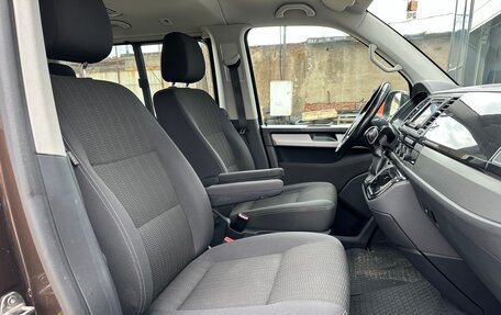 Volkswagen Multivan T6 рестайлинг, 2018 год, 3 950 000 рублей, 12 фотография