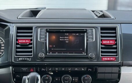 Volkswagen Multivan T6 рестайлинг, 2018 год, 3 950 000 рублей, 18 фотография