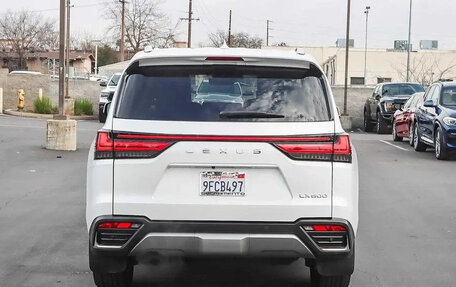 Lexus LX, 2022 год, 16 370 561 рублей, 4 фотография