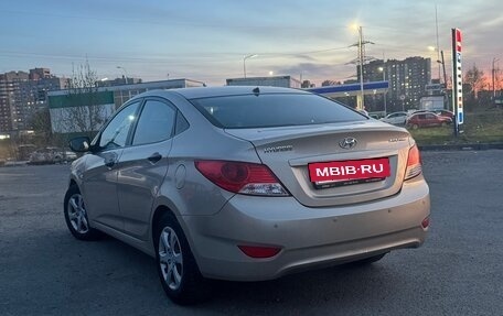 Hyundai Solaris II рестайлинг, 2013 год, 750 000 рублей, 5 фотография