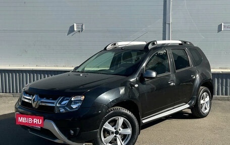 Renault Duster I рестайлинг, 2017 год, 950 000 рублей, 2 фотография