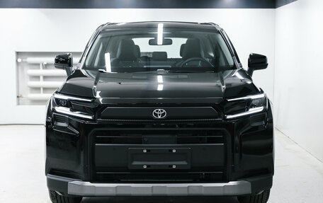 Toyota RAV4, 2025 год, 4 500 000 рублей, 2 фотография