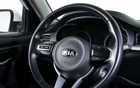 KIA Rio IV, 2018 год, 1 590 000 рублей, 13 фотография